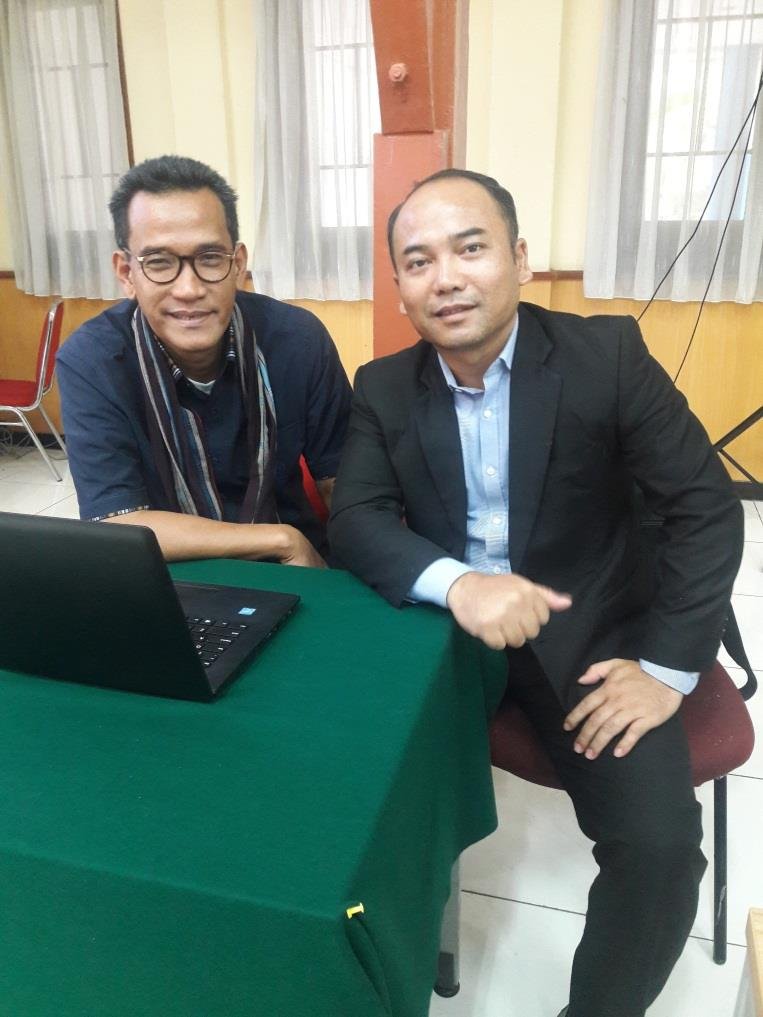 Bersama Prof. Dr. Maruarar Siahaan