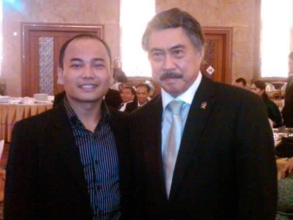 Wawancara dan media
